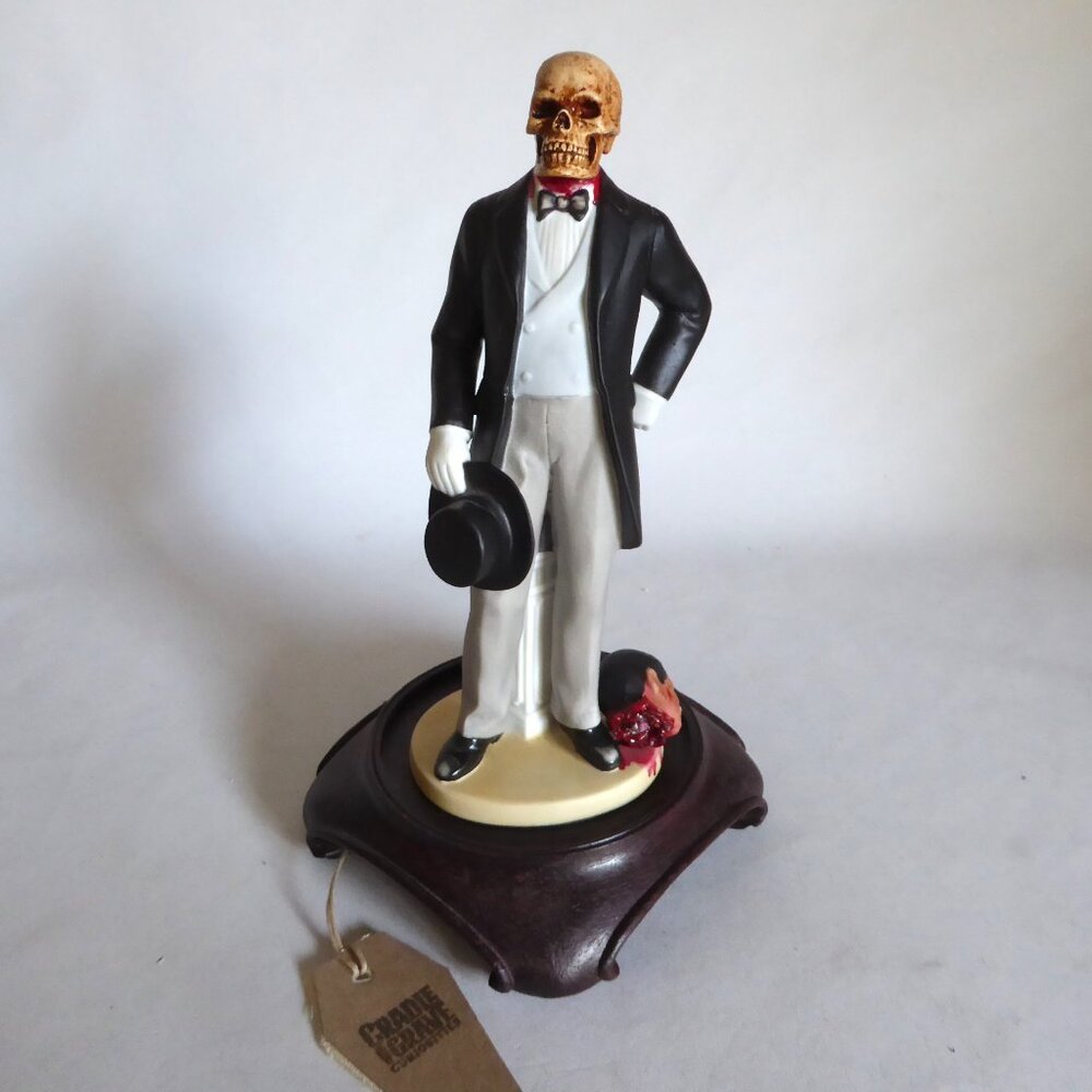 NEW SKELETON CURIOSITIES UPCYCLED GOTHIC HALLOWEEN HORROR FIGURINE ODDITY
